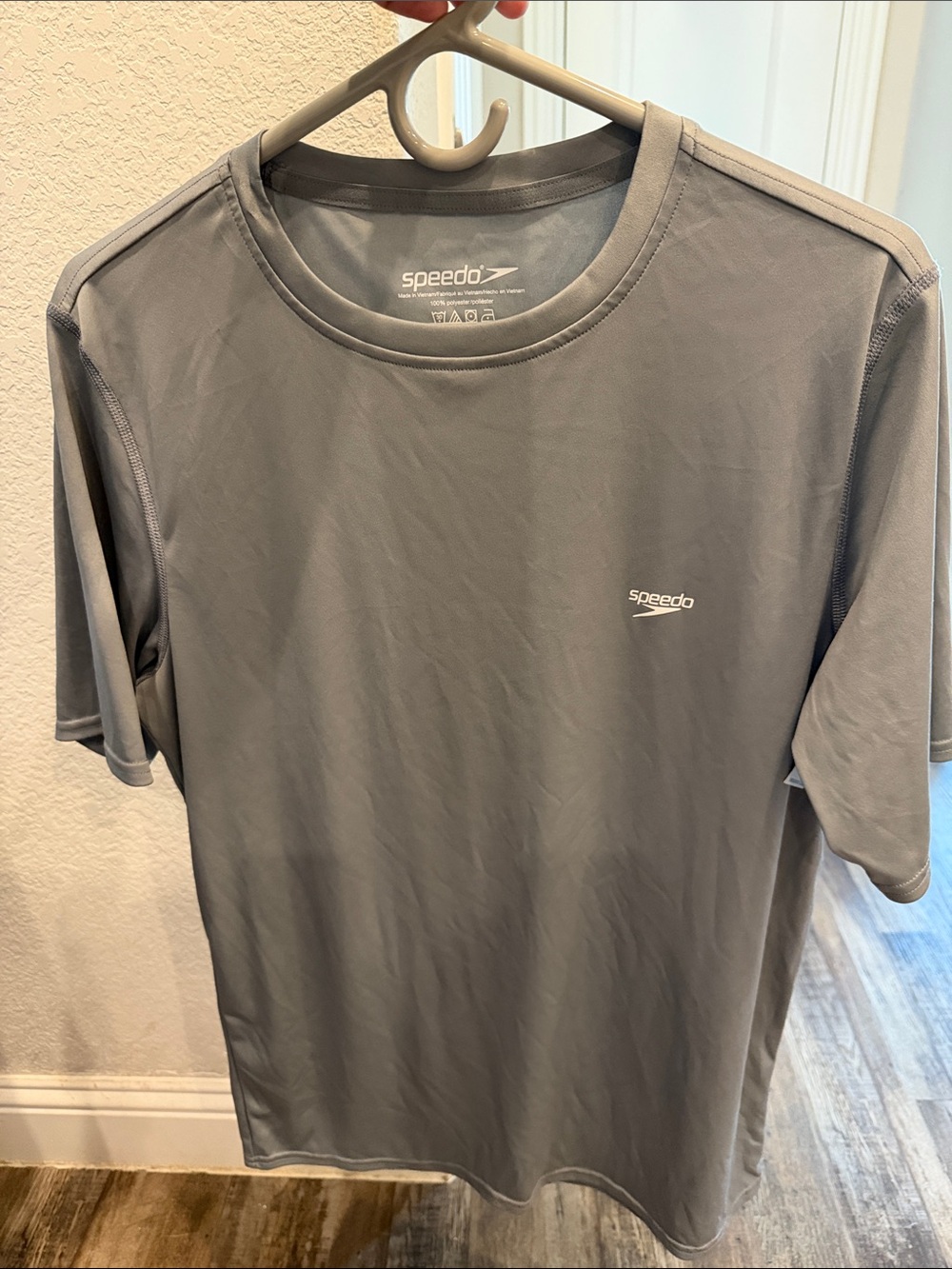 Speedo Men's Gray Short Sleeve Athletic Tee